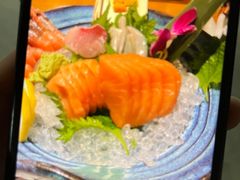 -樱町三味日本料理(城乡世纪广场店)