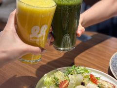 -POKEE VIA&Brunch·维娅(重庆来福士店)