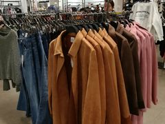 -ZARA(万达广场二七店)