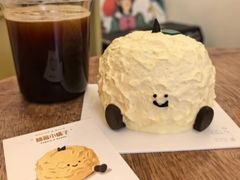 -山与蓝蛋糕(勒泰店)
