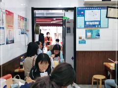 -覃肥叔桂林米粉(粮道街店)