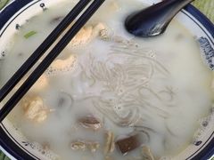 -鸭小妹鸭血粉丝(老门东店)