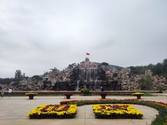 -雪山彩虹谷景区