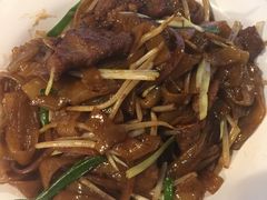 -新大咀港式茶餐厅(宝山万达店)