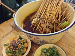 -拈签一笑黄牛肉辣卤串串