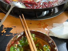 -黄潇洒老火锅(九眼桥宏济巷店)