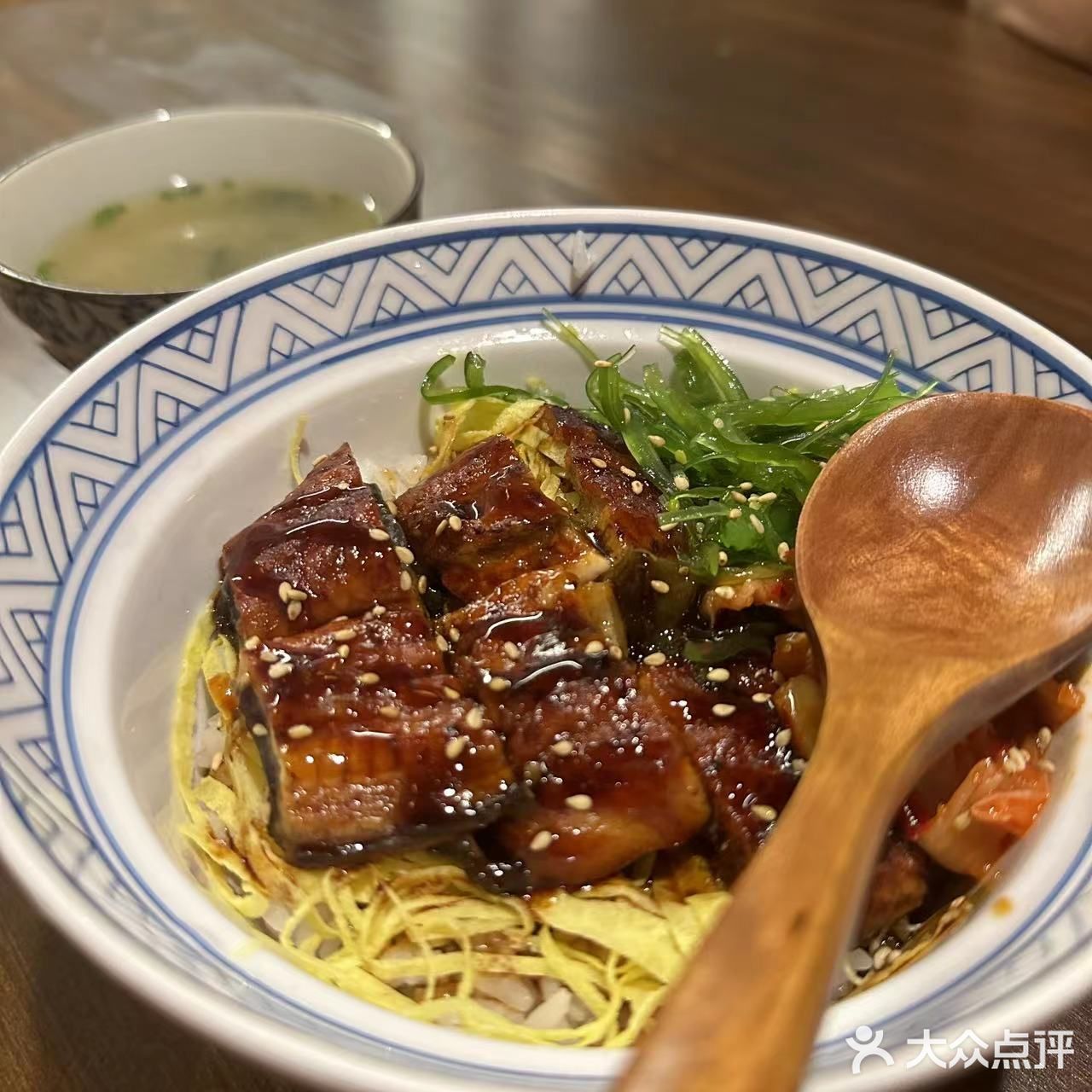 烤串寿司夜宵赞