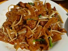 -新大咀港式茶餐厅(宝山万达店)