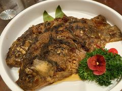 -唐山宴百姓府邸院落中餐