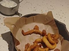 -必胜客(WOW中心城店)