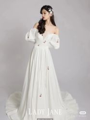 -Lady  Jane高端婚纱礼服馆
