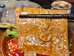 -黄潇洒老火锅(九眼桥宏济巷店)