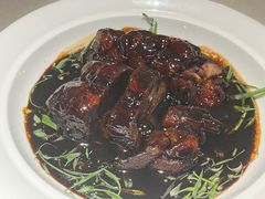 招牌焦糖黑叉烧-维园悦谱·海派家常菜(乌鲁木齐南路店)