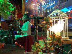 -唐伯虎新派湘菜馆(石夏时代广场店)