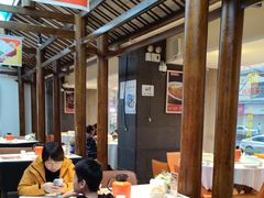 -阿瓦山寨·湘菜现炒·剁椒鱼头王(咸阳总店)