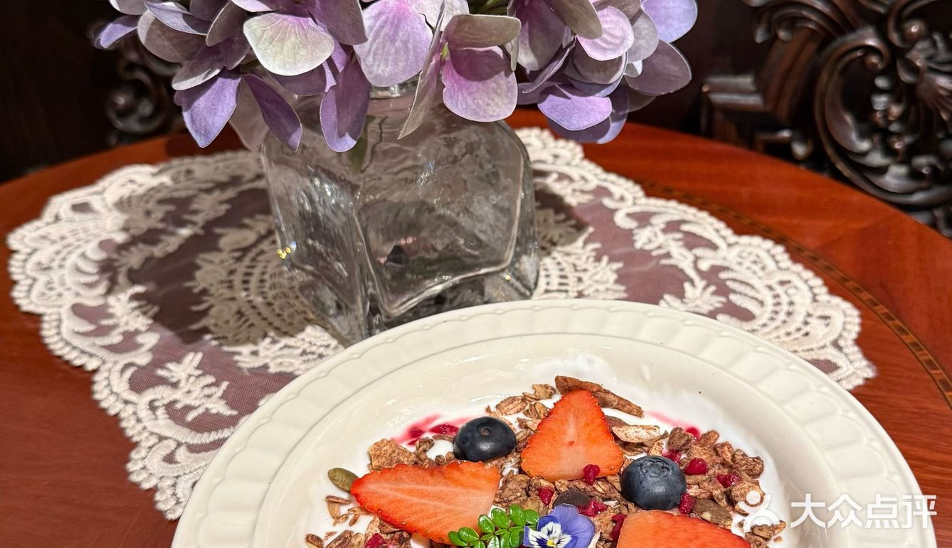 华侨城我家门口的！惊艳南法复古花园餐厅～