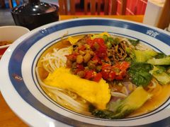 -霸蛮湖南菜·牛肉粉(荣京西街店)