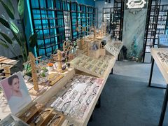 -Trend1881视光·蔡司视觉(领展广场店)