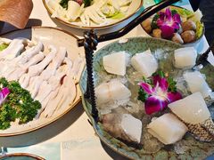 -墨居上隐·院子里火锅(峨眉店)