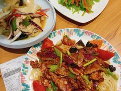 -西部马华清真兰州牛肉面·烧烤夜市(三里河店)
