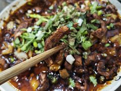 -杨三娘跷脚牛肉(羊子山西路店)