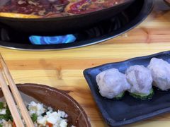 -黄潇洒老火锅(九眼桥宏济巷店)