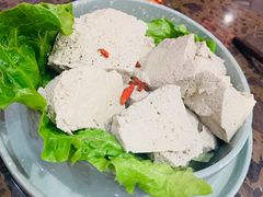 扶不起的阿斗手工黑豆花-椒香城门口重庆老火锅(宝安固戍店)