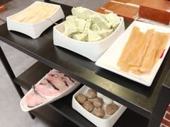 -重庆大队长火锅(凤城八路店)