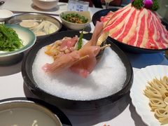 -泓炙颐凤鲜海鲜火锅料理(桐乡店)