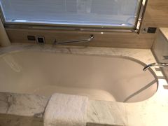 -上海中航虹桥机场泊悦酒店