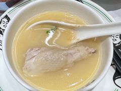 -禄婶鸡煲·打边炉