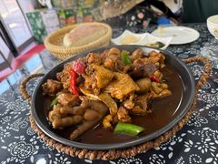 -八两八金·莱芜特色炒鸡(市南漳浦路店)