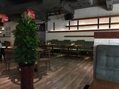 -JINNS锦时 steak&pizza(浸信会礼拜堂旧址店)