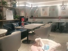 大堂-必胜客(兰州国贸店)
