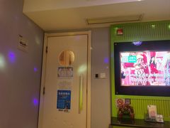 -唯爱KTV聚会餐厅(仙林东城汇店)