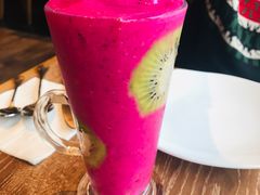 火龙果酸奶果昔-必胜客(港城新天地店)