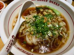 -呷佬·长沙手工米粉(金沙江路店)