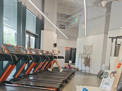 -乐刻运动健身(青山印象城店)