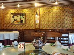 -维吾尔餐厅(宜山路店)