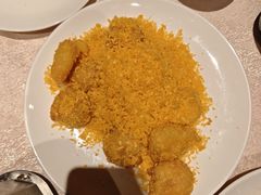 金沙脆虾丸子-唐拉雅秀酒店-唐苑中餐厅