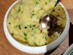 洋山芋泥-云海肴·汽锅鸡·云南菜(美罗城店)