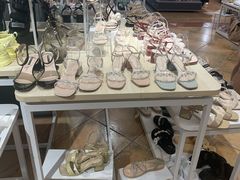 -三福时尚(三峡广场华夏银座店)