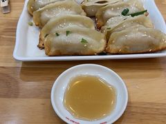 -小姜锅贴(凤凰街店)