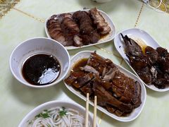 -香辉食馆(新兴路店)