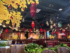 -老滇山寨•云南特色菜•地方菜•民族风情歌舞表演(金碧店)