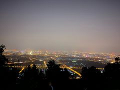 -鬼笑石后山停车场