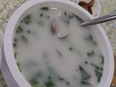 -鹏城人家海鲜酒家·23年老字号(较场尾店)