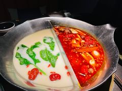 台式麻辣锅-湊湊火锅·茶憩(杭州湖滨银泰in77店)