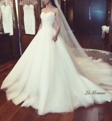 点击看大图 -LaMousse婚纱买手店
