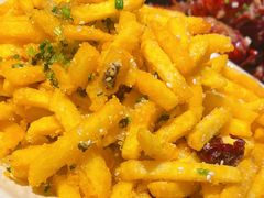干煸土豆条-巴厘龙虾·榜首油焖大虾(音乐学院·沿江酒馆店)